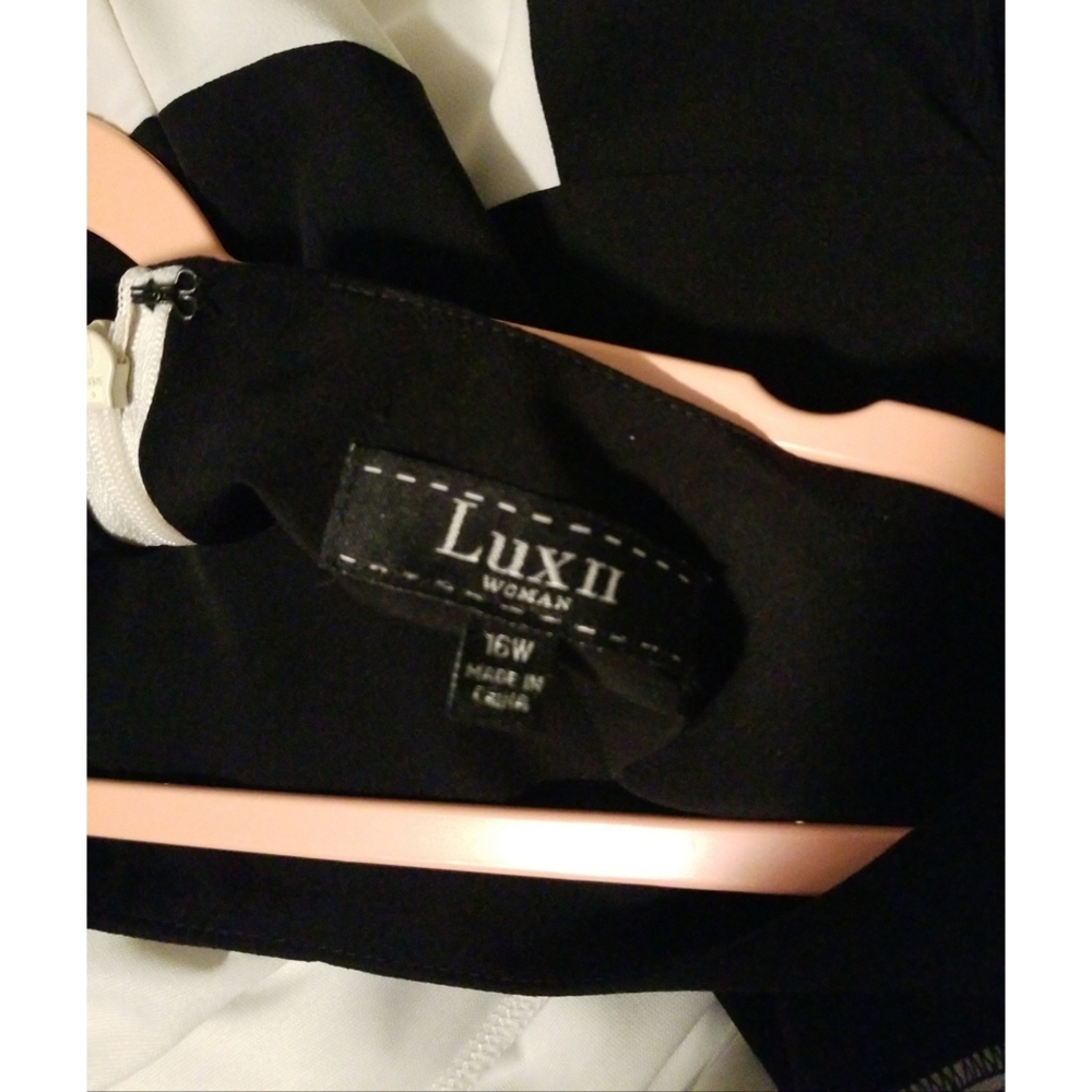 Lux II Plus Size Color Block Dress Size 16W - Picture 8 of 8